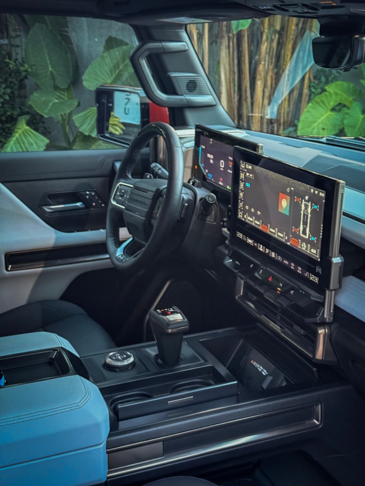 Hummer Hummer EQ — foto 5